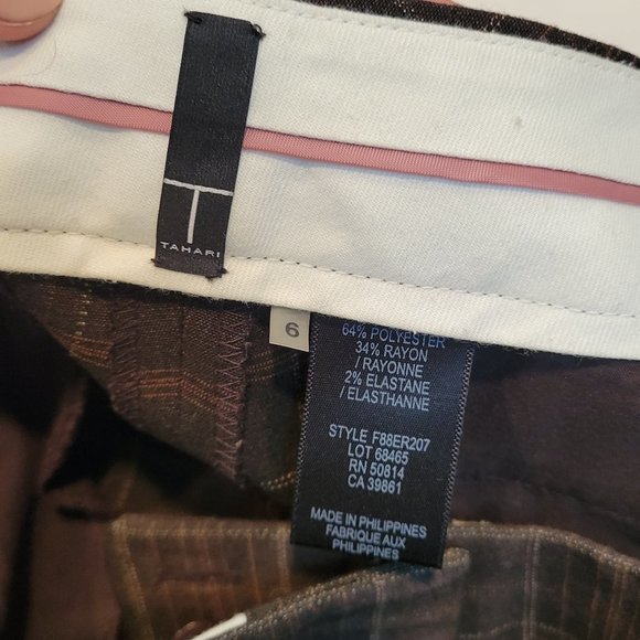 Tahari Plaid Dress Capris - Picture 5 of 5